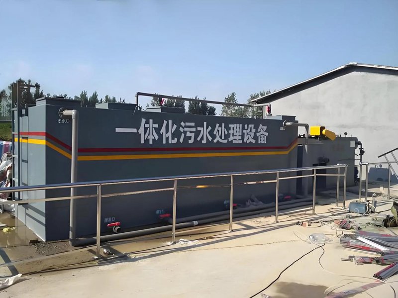 污水处理设备：守护地球的绿色心脏